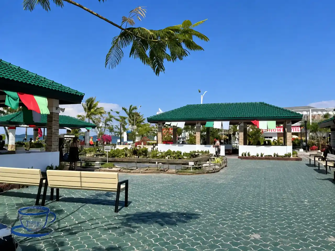 Lucap waterfront